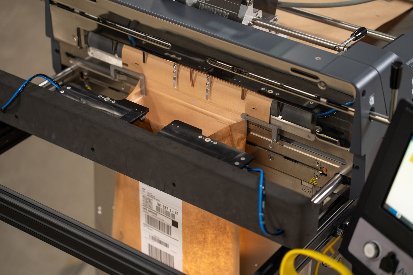 AUTOBAG® brand 850HB Hybrid Bagging System